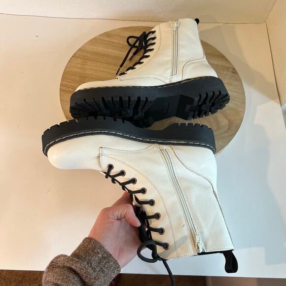 Unionbay White Vegan Leather Zipper Side Lace Up Combat Moto Boots Size 10 - Picture 7 of 12